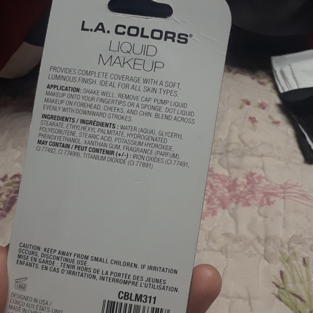 Makeup - Picture 2 of 3